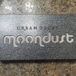 Urban decay moon dust pallet